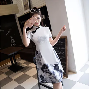 Shanghai Story Short Sleeve cheongsam dresses Woman's Qipao Knee Length Floral Print qipao floral Fishtail Dresses
Shanghai Story Short Sleeve cheongsam dresses Woman's Qipao Knee Length Floral Print qipao floral Fishtail Dresses