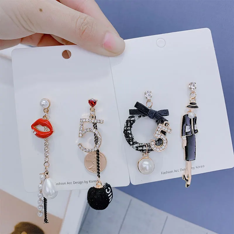 Red Lips Number 5 Bow Knot Character Earring Eeometric Elements Luxury Fashion Big Pearl Tassel Woman Party Show Cc Earrings
Red Lips Number 5 Bow Knot Character Earring Eeometric Elements Luxury Fashion Big Pearl Tassel Woman Party Show Cc Earrings