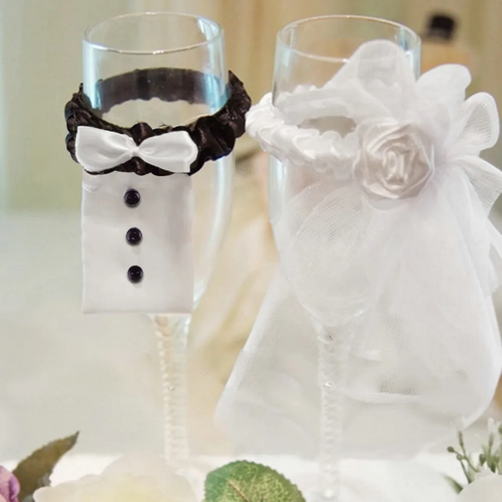 New Fashion Gifts Wedding Dress Bride Groom Bottle Cup Covers Lace Creative Christmas Party Festival Decorations
New Fashion Gifts Wedding Dress Bride Groom Bottle Cup Covers Lace Creative Christmas Party Festival Decorations