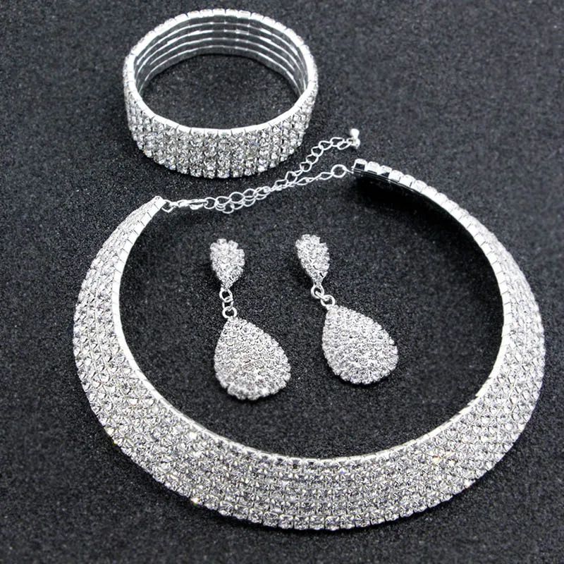 Elegant Rhinestone Choker Necklace Earrings + Bracelet + Earrings Jewelry Set Women Wedding Bridal Accessories Gift CX17
Elegant Rhinestone Choker Necklace Earrings + Bracelet + Earrings Jewelry Set Women Wedding Bridal Accessories Gift CX17