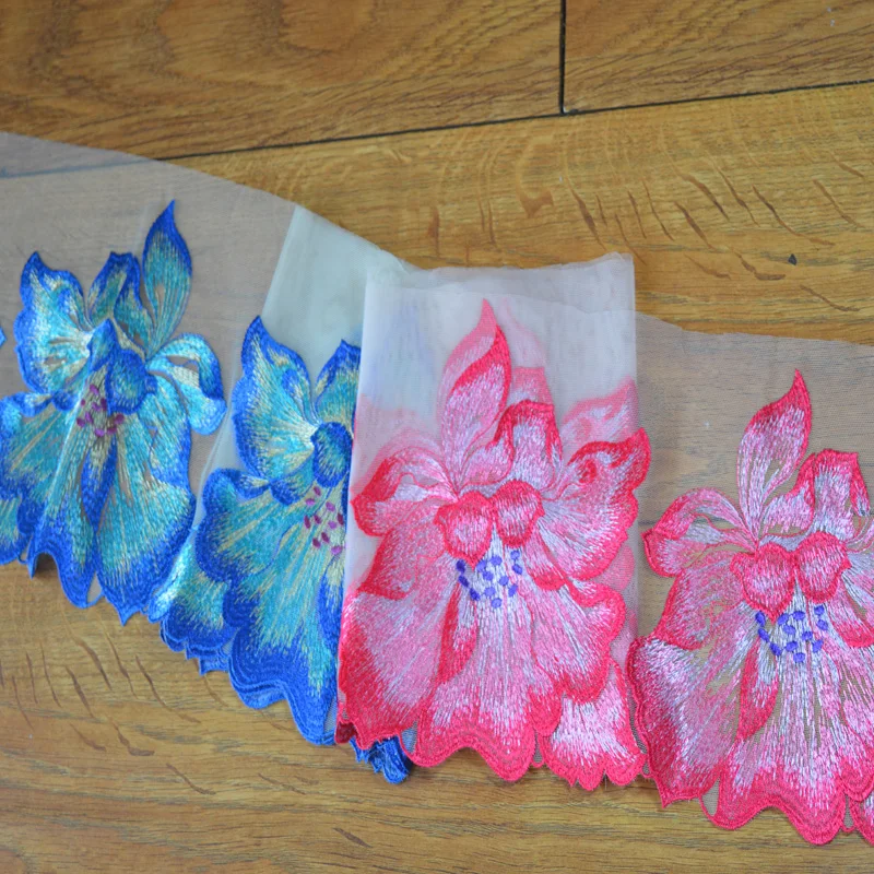 (2yds/lot)blue~red big shiny silk embroidery floral Venise Venice Lace Trim Applique Sewing Craft 201731801
(2yds/lot)blue~red big shiny silk embroidery floral Venise Venice Lace Trim Applique Sewing Craft 201731801