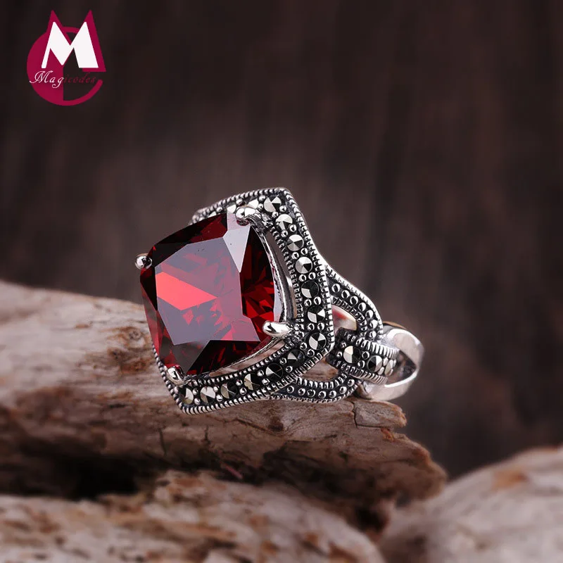 Thai Silver Classic Jewelry Wholesale S925 Sterling Silver Ring for Women Opening Pomegranate Ring R482
Thai Silver Classic Jewelry Wholesale S925 Sterling Silver Ring for Women Opening Pomegranate Ring R482