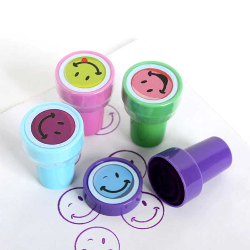 Cartoon Seal All Kinds of Smiley Face Animal Marine Cute Stamp Toy Children Plastic Christmas Gift
Cartoon Seal All Kinds of Smiley Face Animal Marine Cute Stamp Toy Children Plastic Christmas Gift