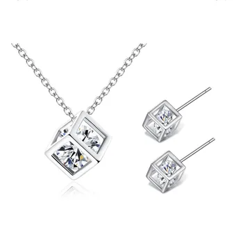 New Design AAA Cubic Zircon Women Jewelry Set Fashion Cube Pierced Pendants & Necklaces stud Earrings Sets for Girl
New Design AAA Cubic Zircon Women Jewelry Set Fashion Cube Pierced Pendants & Necklaces stud Earrings Sets for Girl