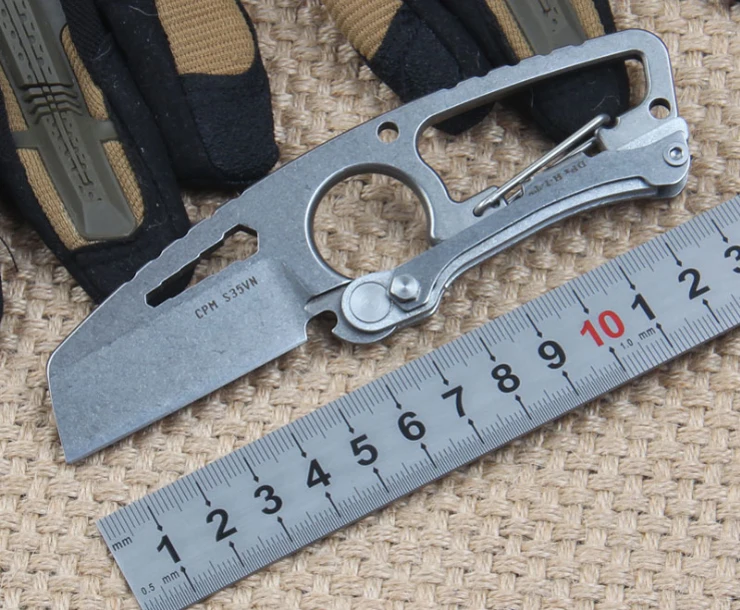 61HRC CPM-S35VN Powder Steel blade S35VN handle pocket folding knife Tactical camping key knife outdoor survival tool
61HRC CPM-S35VN Powder Steel blade S35VN handle pocket folding knife Tactical camping key knife outdoor survival tool