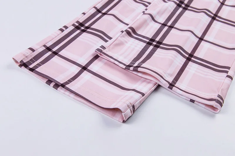 8754367458_1973477789