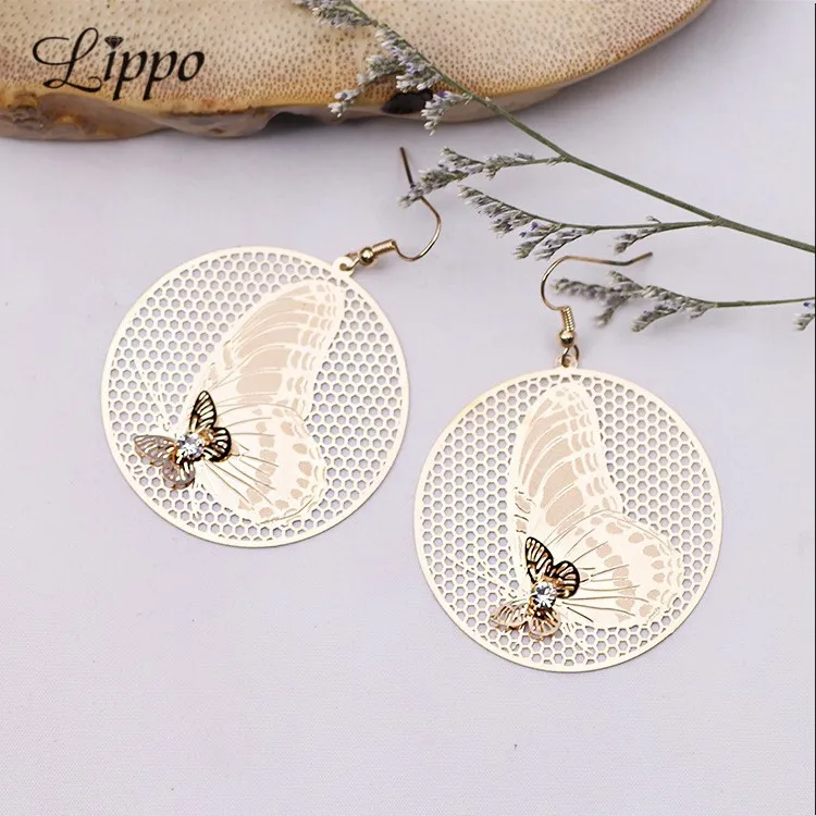 European and American Retro Style 3D Butterfly Round drop earrings hollow out large dangle earring summer jewelry pendientes
European and American Retro Style 3D Butterfly Round drop earrings hollow out large dangle earring summer jewelry pendientes