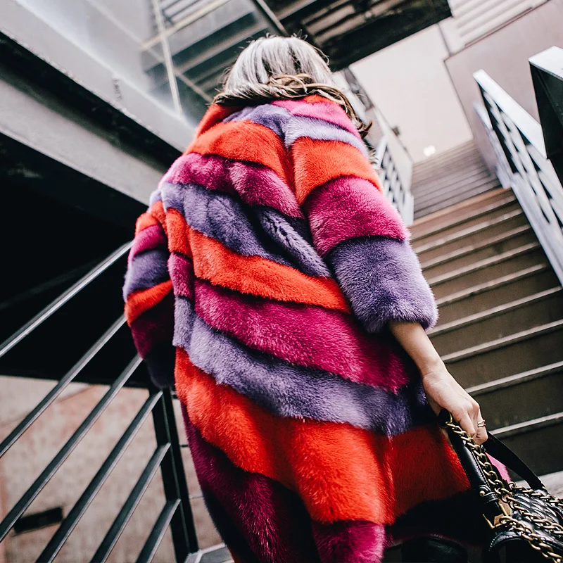 Genuine mink fur coat women winter high end luxury mink rainbow color design marten jacket medium long New Phoenix 1119F
Genuine mink fur coat women winter high end luxury mink rainbow color design marten jacket medium long New Phoenix 1119F