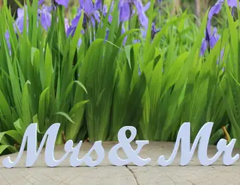 Type_2 1Set Wood Mr & Mrs Letters White For Sweetheart Table Ornaments Wedding Decoration Photography Props
Type_2 1Set Wood Mr & Mrs Letters White For Sweetheart Table Ornaments Wedding Decoration Photography Props