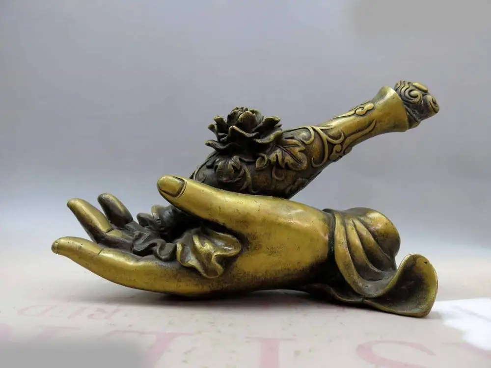 DS China brass copper carved fine buddha hand as one wishes Bottle Sculpture Statue
DS China brass copper carved fine buddha hand as one wishes Bottle Sculpture Statue