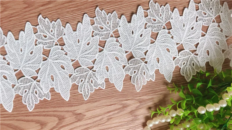 High Quality Venice African lace Trim Accessories,Off White Maple Leaf Shaped Trim for DIY Sewing Craft Crochet Fabric Edging 10
High Quality Venice African lace Trim Accessories,Off White Maple Leaf Shaped Trim for DIY Sewing Craft Crochet Fabric Edging 10