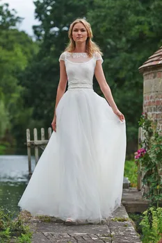 A Line Wedding Dress Boat Neck Cap Sleeve Custom Made Floor Length Sexy V Backless Tulle Bridal Gowns
A Line Wedding Dress Boat Neck Cap Sleeve Custom Made Floor Length Sexy V Backless Tulle Bridal Gowns