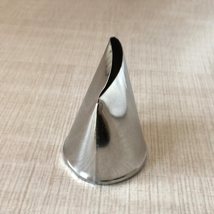 Big Rose Petal Stainless Steel Icing Nozzle Decorating Tip Sugarcraft Cake Cupcake Decorating Tools Baking Tools
Big Rose Petal Stainless Steel Icing Nozzle Decorating Tip Sugarcraft Cake Cupcake Decorating Tools Baking Tools