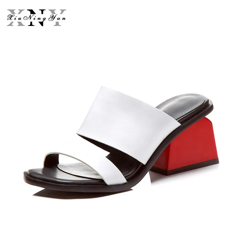 XiuNingYan Women Sandals Summer Mixed Color Genuine Leather Basic Sandals Women Female High Heels Shoes Woman Big Size 34-42
XiuNingYan Women Sandals Summer Mixed Color Genuine Leather Basic Sandals Women Female High Heels Shoes Woman Big Size 34-42