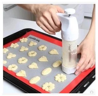 Piping tool Mounting Sleight of hand cream Squeeze Flower Puff. strange Biscuits canister baking Suit
Piping tool Mounting Sleight of hand cream Squeeze Flower Puff. strange Biscuits canister baking Suit