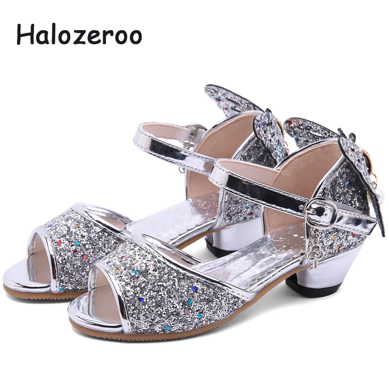 Summer 2019 New Kids Princess Sandals Baby Girls Pearl Sandals Children Glitter Shoes Brand Dance Heels Sequin Silver Sandals
Summer 2019 New Kids Princess Sandals Baby Girls Pearl Sandals Children Glitter Shoes Brand Dance Heels Sequin Silver Sandals