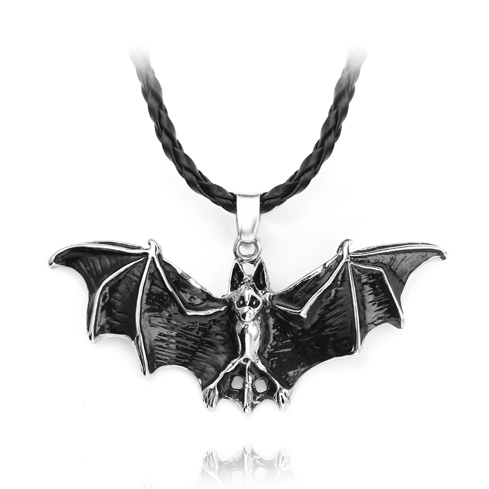 Punk Bat fly Night Flier Vampire Vintage Leather Necklace Male Chain Masquerade Terror Animal Charm Jewelry Cool Antiquity Gift
Punk Bat fly Night Flier Vampire Vintage Leather Necklace Male Chain Masquerade Terror Animal Charm Jewelry Cool Antiquity Gift