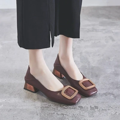 Women's shoes new shallow mouth square head grandmother shoes wild thick women's shoes
Women's shoes new shallow mouth square head grandmother shoes wild thick women's shoes