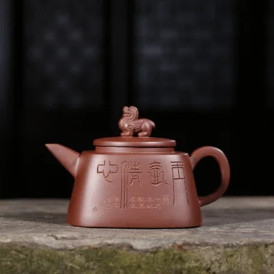 2018 new style 330ml Yixing tea pot authentic fine handmade purple sand pot in the four corners of the Statue Sculpture teapot
2018 new style 330ml Yixing tea pot authentic fine handmade purple sand pot in the four corners of the Statue Sculpture teapot