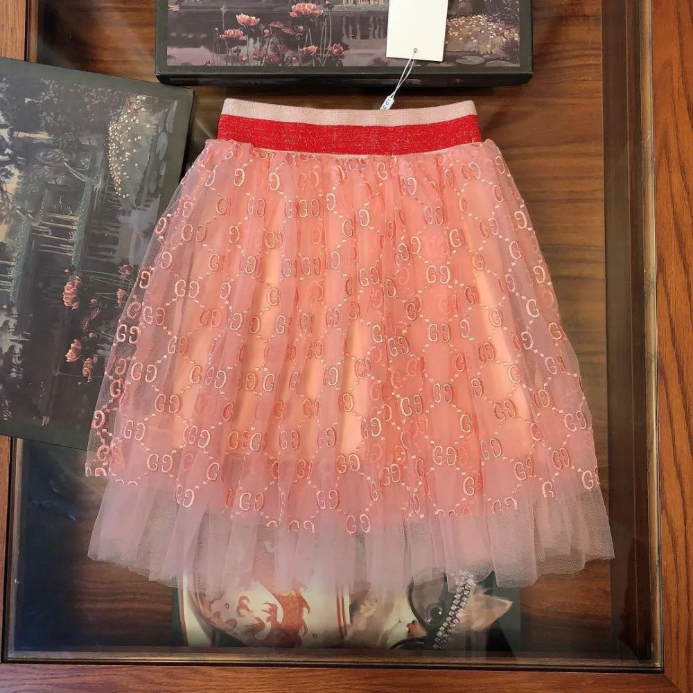 2019 Famous luxury brand style children skirt for girl letter pattern girls princess skirts causal cotton straight
2019 Famous luxury brand style children skirt for girl letter pattern girls princess skirts causal cotton straight