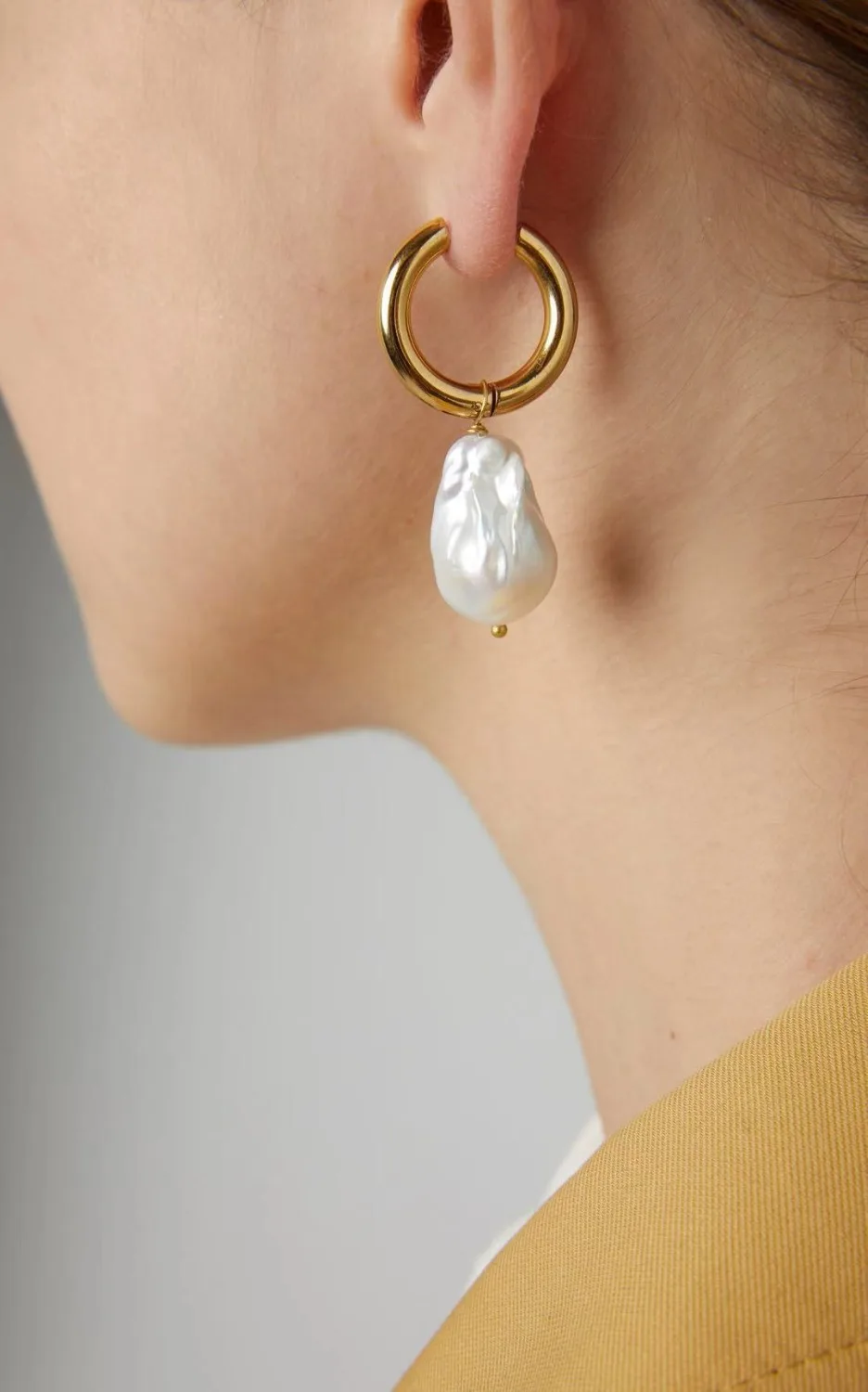 Hoop Fashion Natural Pearl Earrings for Women Stainless Steel Baroque High Jewelry Statement Femme Charm Gifts Free Shipping
Hoop Fashion Natural Pearl Earrings for Women Stainless Steel Baroque High Jewelry Statement Femme Charm Gifts Free Shipping