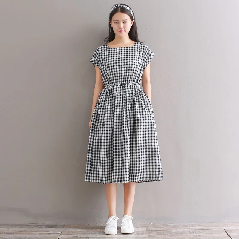 2019 Vintage Summer Women A-Line Casual Dress Black White Plaid Cotton Female Vestido Short Sleeve Elegant Mori Girl Sweet Dress
2019 Vintage Summer Women A-Line Casual Dress Black White Plaid Cotton Female Vestido Short Sleeve Elegant Mori Girl Sweet Dress