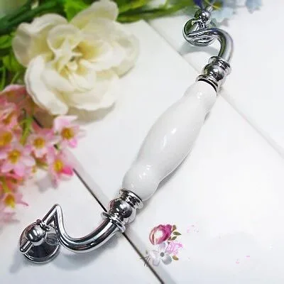 160mm Modern fashion white ceramic / porcelain kitchen cabinet dresser handle 6.3" silver drawer cupboard furniture door pull
160mm Modern fashion white ceramic / porcelain kitchen cabinet dresser handle 6.3" silver drawer cupboard furniture door pull