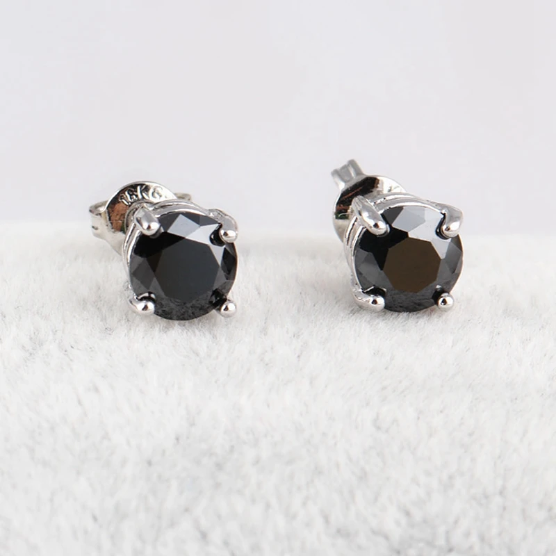 Four-jaw zircon stud earrings black earrings simple fashion unisex classic minimalist
Four-jaw zircon stud earrings black earrings simple fashion unisex classic minimalist