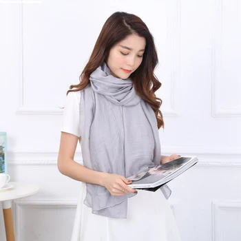 2019 Fashion Women Cotton Scarf Thin Summer Shawls and Wraps Soft Solid Pashmina Female Foulard Muslim Hijab Stoles Head Scarves
2019 Fashion Women Cotton Scarf Thin Summer Shawls and Wraps Soft Solid Pashmina Female Foulard Muslim Hijab Stoles Head Scarves