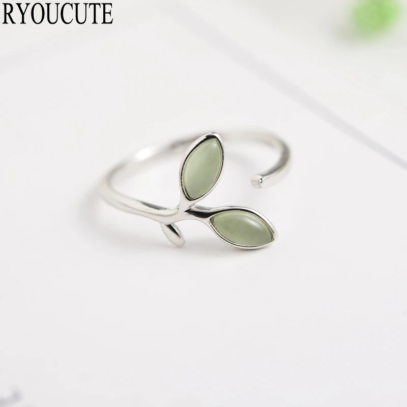 Bohemian New Opal Jewelry 925 Sterling Silver Leaf Rings for Women Big Adjustable Size Rings Fashion Wedding Band Finger Ring
Bohemian New Opal Jewelry 925 Sterling Silver Leaf Rings for Women Big Adjustable Size Rings Fashion Wedding Band Finger Ring