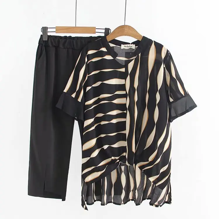 2019 Plus Size Casual Two-piece Set Summer Women Clothing Fashion Loose Short Sleeve Chiffon Blouses + capri pants G6-8020
2019 Plus Size Casual Two-piece Set Summer Women Clothing Fashion Loose Short Sleeve Chiffon Blouses + capri pants G6-8020