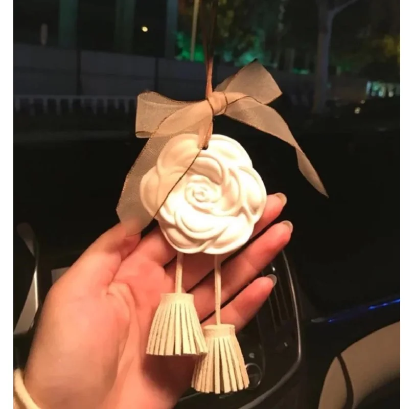 Camellia Perfume Gypsum Ornament Aromatherapy Plaster For Car Pendant Accesorries Decoration
Camellia Perfume Gypsum Ornament Aromatherapy Plaster For Car Pendant Accesorries Decoration