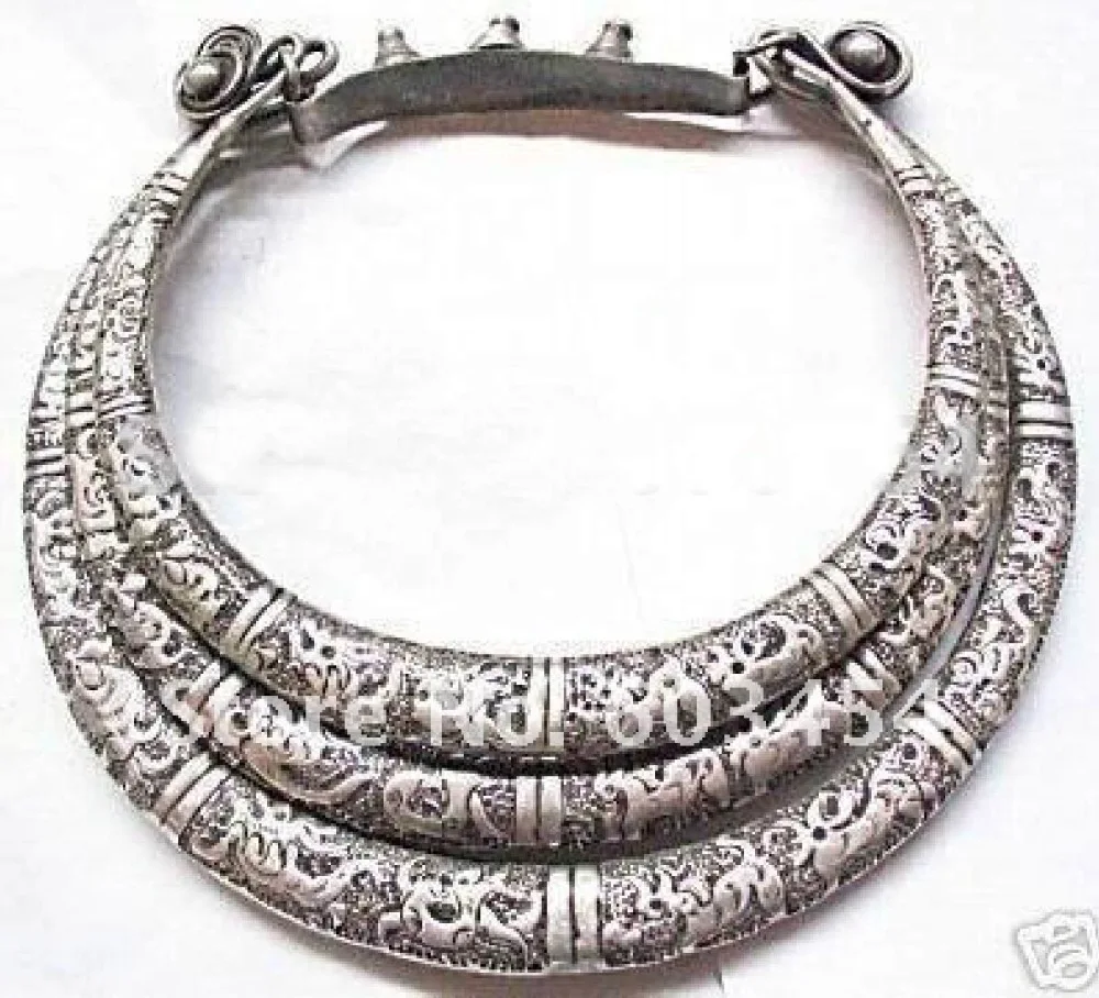 hot sell new - free shipping Tribal Exotic Chinese Handmade Excelente collar de plata 3row Tibet Silver Miao silver necklace
hot sell new - free shipping Tribal Exotic Chinese Handmade Excelente collar de plata 3row Tibet Silver Miao silver necklace