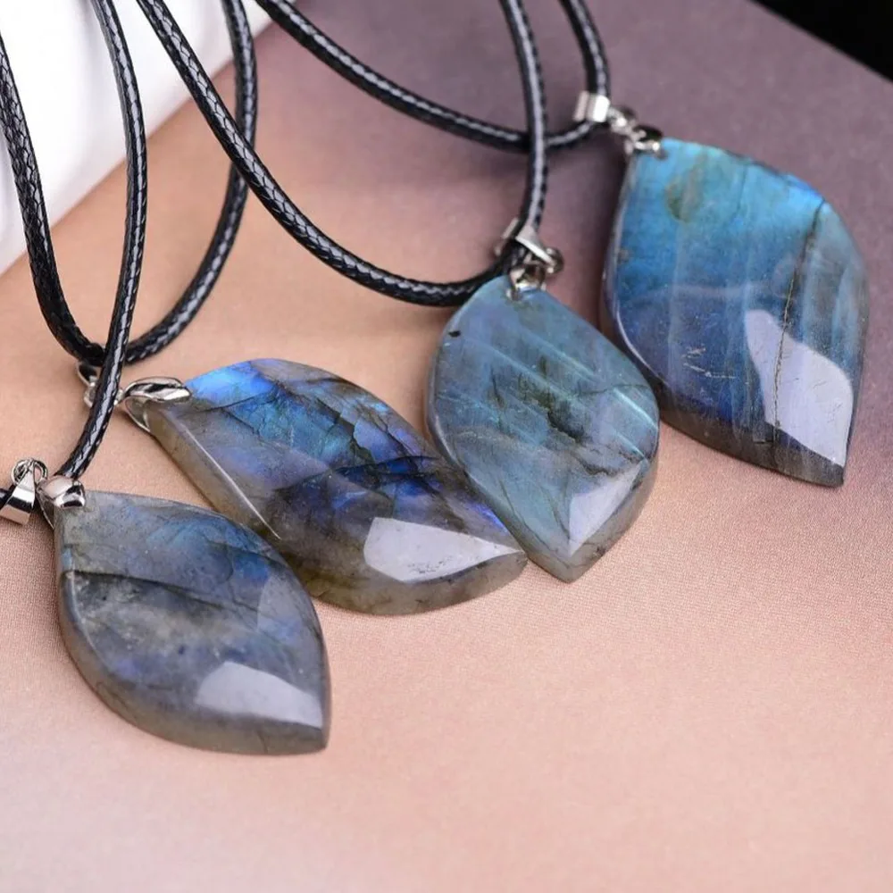 Wholesale 6pcs/lot Natural Stone Spectrolite Moonstone Sunstone Pendants Divination Spiritual Meditation Necklace Free Shipping
Wholesale 6pcs/lot Natural Stone Spectrolite Moonstone Sunstone Pendants Divination Spiritual Meditation Necklace Free Shipping