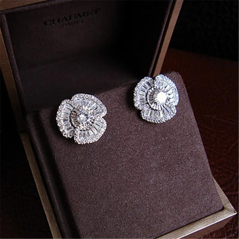 Women earrings,Fashion AAA cubic zirconia flower shaped stud earrings,white colour,E1815
Women earrings,Fashion AAA cubic zirconia flower shaped stud earrings,white colour,E1815