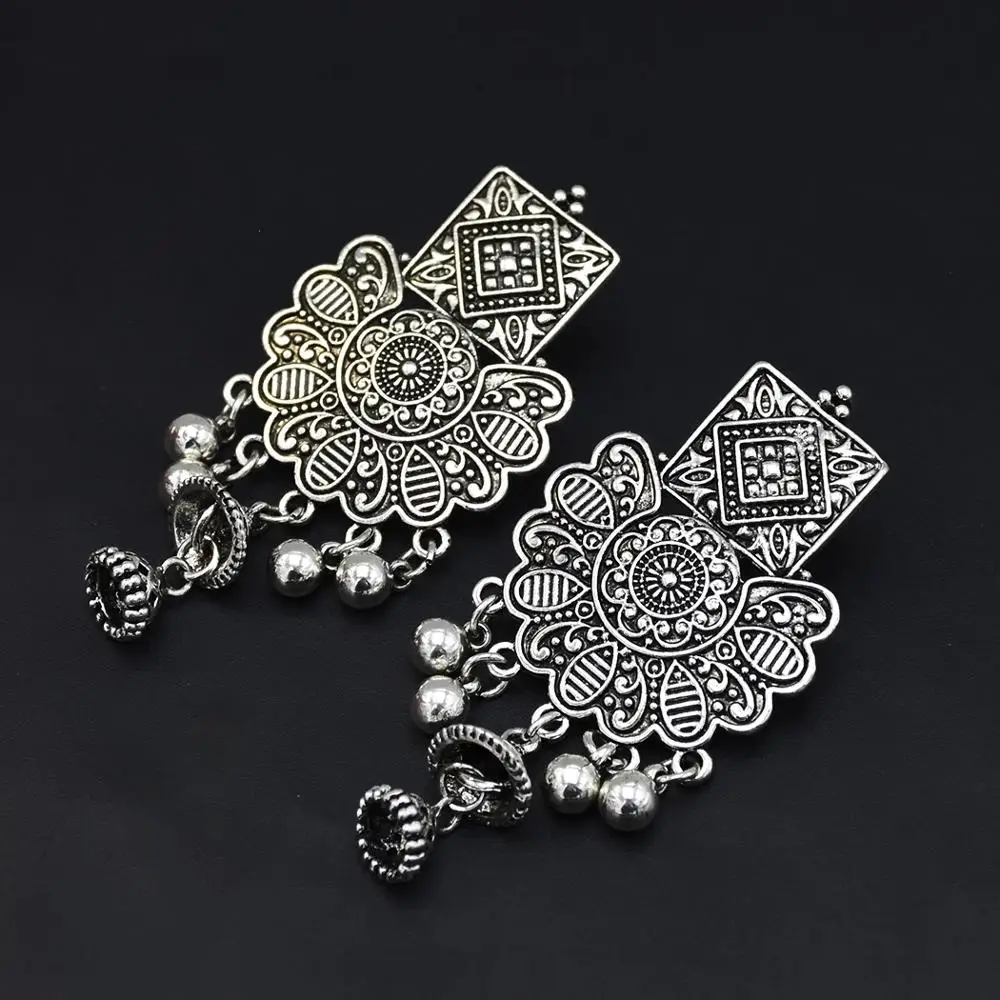 Indian Gypsy Silver Gold Flower Bead Tassel Statement Jhumka Drop Earrings Oxidized Jewelry Afghan Nepal Turkish Ethnic Jewellry
Indian Gypsy Silver Gold Flower Bead Tassel Statement Jhumka Drop Earrings Oxidized Jewelry Afghan Nepal Turkish Ethnic Jewellry
