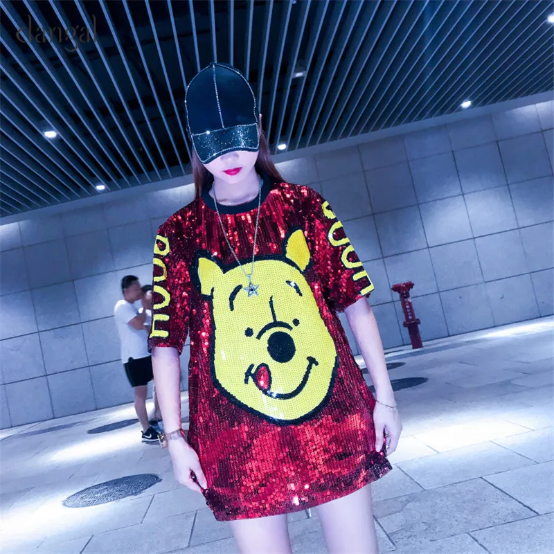 

Dangal Red Sequined Cute Cartoon Bear T-Shirt Women Shirt Bling Sequin Hip Hop Half Sleeve Dacing Shirts Female Loose Summer Top