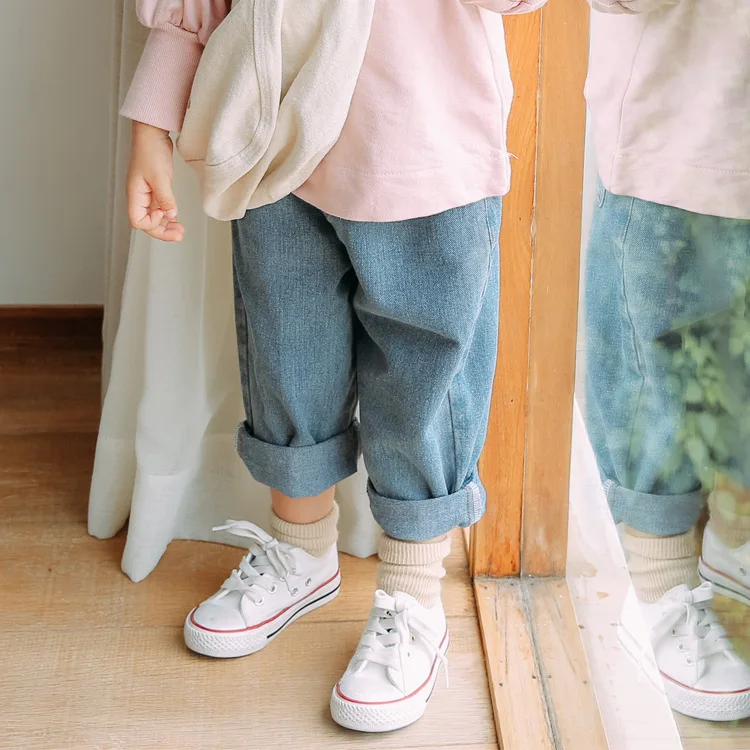 Fashion Boys and Girls Jeans Pants Children Clothing Autumn New Toddler Denim Pants Baby Casual Trousers Girl Pants Kids Jeans
Fashion Boys and Girls Jeans Pants Children Clothing Autumn New Toddler Denim Pants Baby Casual Trousers Girl Pants Kids Jeans