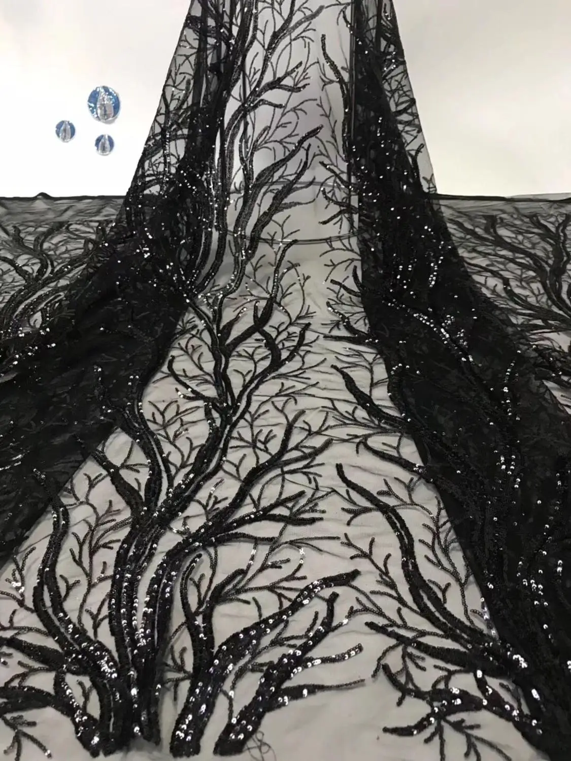 African Lace Fabric 2019 High Quality Lace Sequins Fabric French Nigerian Lace Fabric 3d Embroidery Wedding Lace
African Lace Fabric 2019 High Quality Lace Sequins Fabric French Nigerian Lace Fabric 3d Embroidery Wedding Lace
