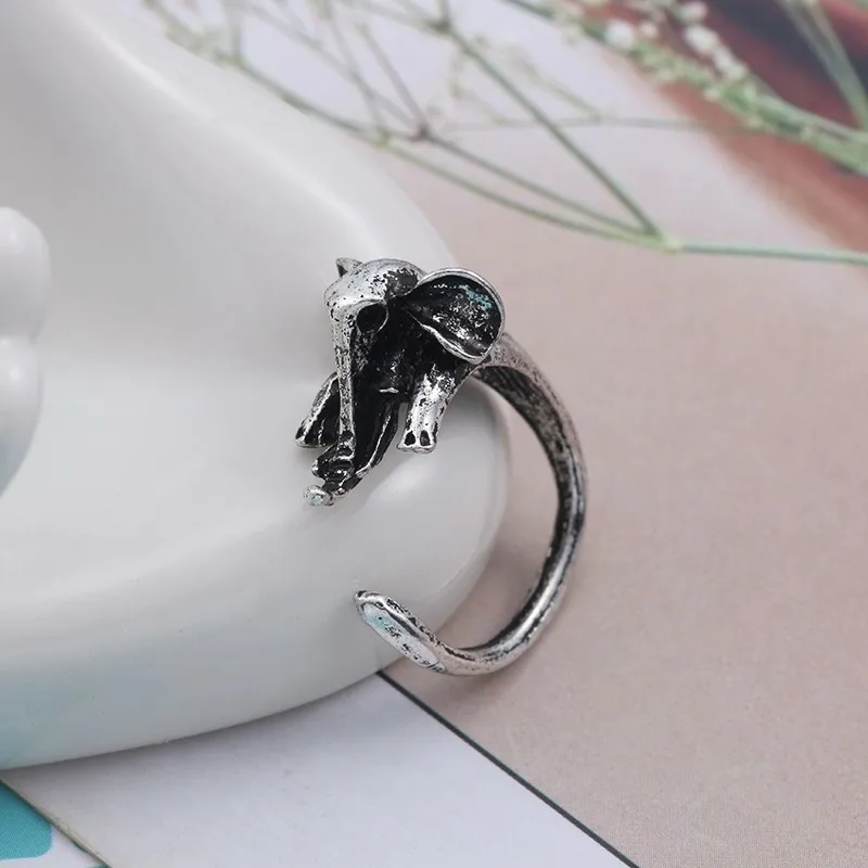 New Vintage Silver Animal Ring Men Hip Hop Punk Elephant Head Opening Tail Rings Heavy Metals Cool Man Biker Ring Jewelry Gift
New Vintage Silver Animal Ring Men Hip Hop Punk Elephant Head Opening Tail Rings Heavy Metals Cool Man Biker Ring Jewelry Gift