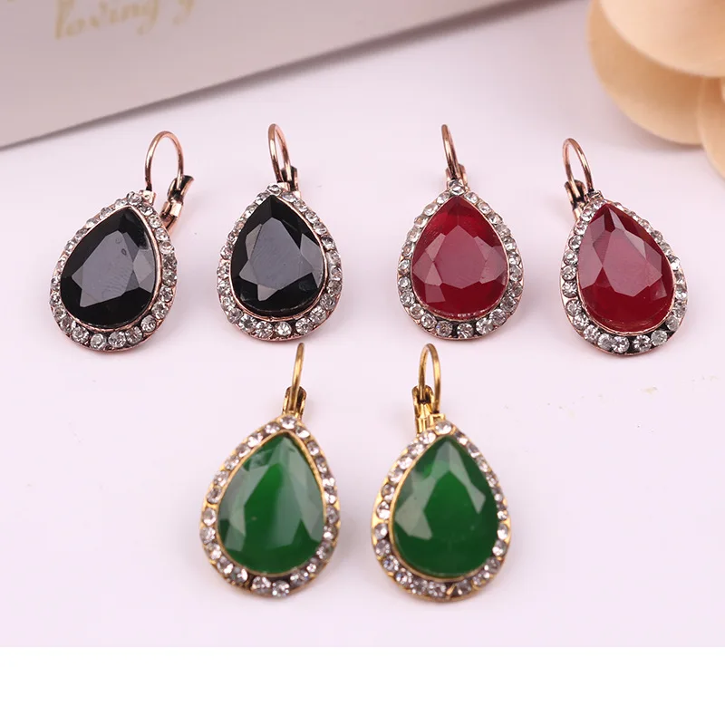Turkish Earrings Jewelry Simple Waterdrop Vintage Gold Black Green Red Small Clips Ears Dangle Piercing Earrings For Women 2018
Turkish Earrings Jewelry Simple Waterdrop Vintage Gold Black Green Red Small Clips Ears Dangle Piercing Earrings For Women 2018