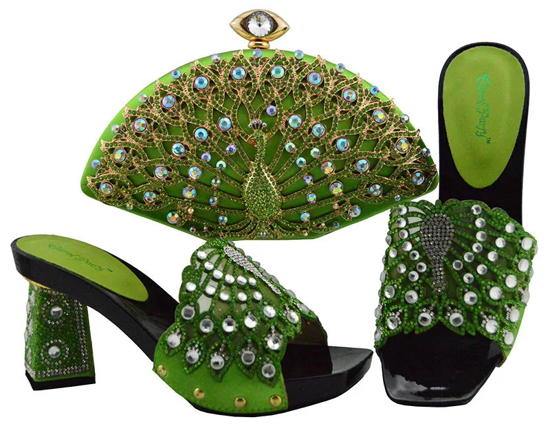 Peacock lemon green shoes matching bag with many rhinestones size 38 -43 shoes and bag to match women aso ebi party SB8284-4
Peacock lemon green shoes matching bag with many rhinestones size 38 -43 shoes and bag to match women aso ebi party SB8284-4