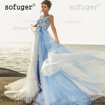Light Blue Flowers V Neck Illusion Back Wedding Dress Sexy Slit Robe De Mariee Sofuge Boho Dubai Arabic Abiti Da Sposa
Light Blue Flowers V Neck Illusion Back Wedding Dress Sexy Slit Robe De Mariee Sofuge Boho Dubai Arabic Abiti Da Sposa