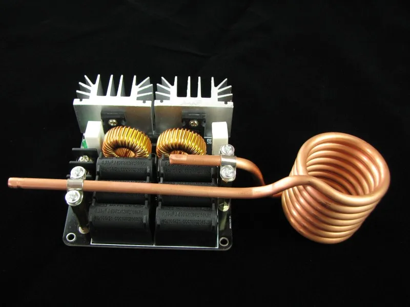Melted metal ZVS induction heater High frequency heating machine Need to bring their own power
Melted metal ZVS induction heater High frequency heating machine Need to bring their own power