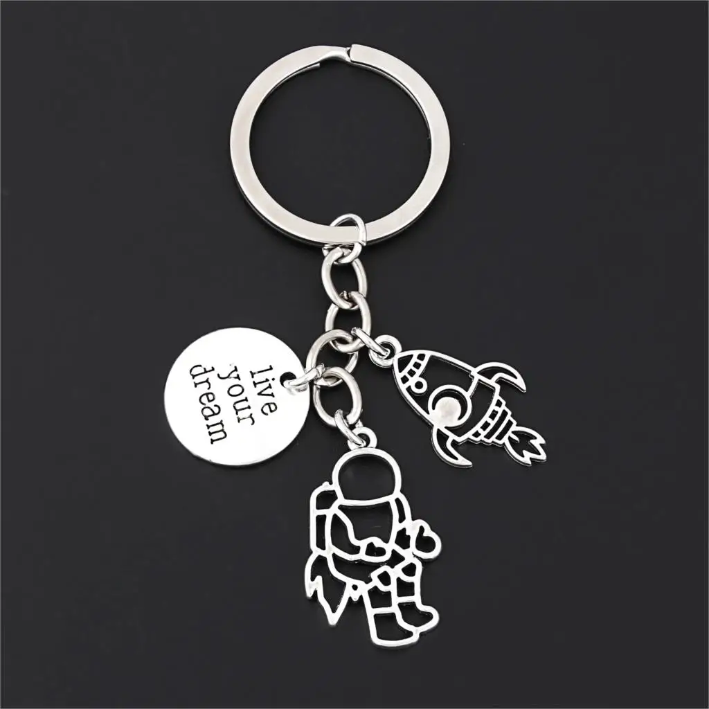1Pc Universe Astronaut Sspaceship Charms keychain Live Your Dream Inspiration Words Keyring Men Gift Jewelry Handcraft E2694
1Pc Universe Astronaut Sspaceship Charms keychain Live Your Dream Inspiration Words Keyring Men Gift Jewelry Handcraft E2694