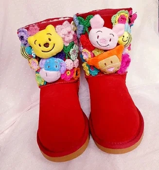 Winter handmade custom leather cute three-dimensional cartoon warm thick bottom plus velvet women's boots anti-skiing boots. 
Winter handmade custom leather cute three-dimensional cartoon warm thick bottom plus velvet women's boots anti-skiing boots.