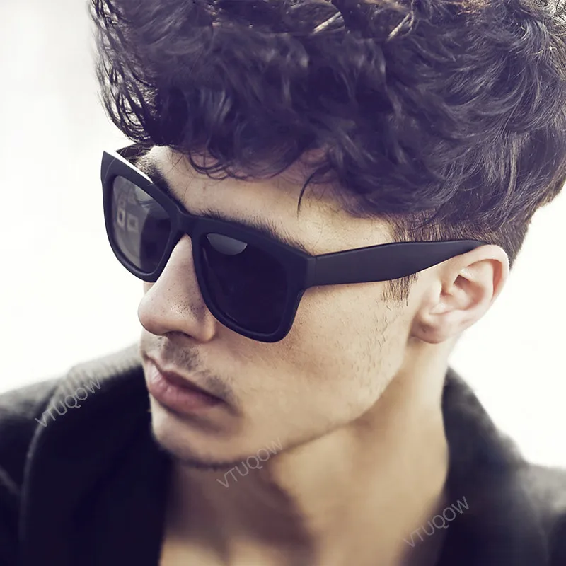 2019 New Luxury Brand Men's Sunglasses Fashion hue Retro Vintage Square Sunglass Male Sun Glasses For Men gafas lunette ray bann
2019 New Luxury Brand Men's Sunglasses Fashion hue Retro Vintage Square Sunglass Male Sun Glasses For Men gafas lunette ray bann