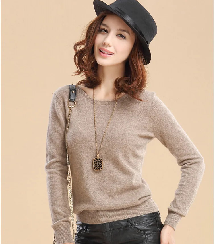 2016 new Candy Cashmere Sweater Women O-Neck Pullover Ladies sweaters Shirt Wool knitted Female Warm Tops Qulity Clothing
2016 new Candy Cashmere Sweater Women O-Neck Pullover Ladies sweaters Shirt Wool knitted Female Warm Tops Qulity Clothing