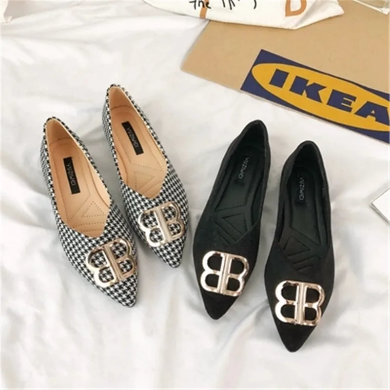 Metal buckle pointed single shoes flat 2019 spring new women's shoes houndstooth shallow mouth soft bottom scoop shoes
Metal buckle pointed single shoes flat 2019 spring new women's shoes houndstooth shallow mouth soft bottom scoop shoes