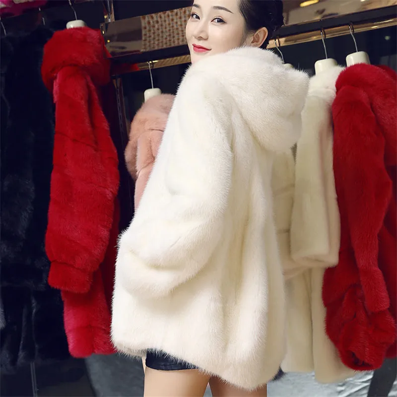 2019 Women casual mink fur coat bat sleeve hood full sleeve warm autumn and winter solid single button
2019 Women casual mink fur coat bat sleeve hood full sleeve warm autumn and winter solid single button